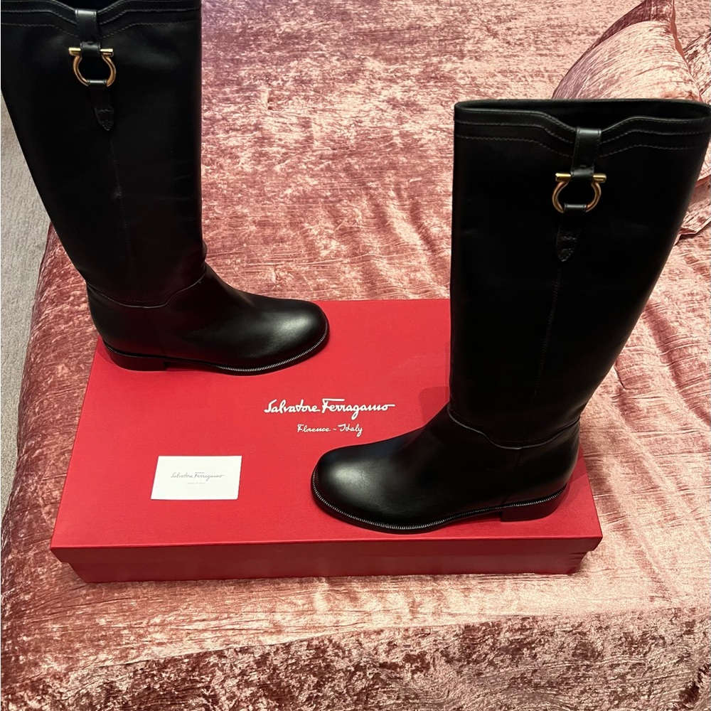 Salvatore Ferragamo *NEW* Black Heeled Calf Fersea 2 Boots 3cm. Size 10 M.